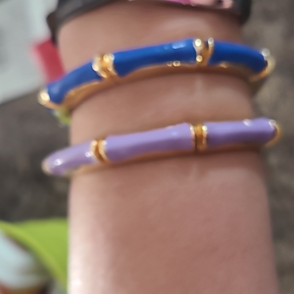 2 bracelets - Picture 4 of 4